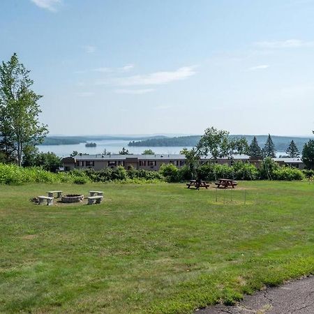 Cute Cedar Lodge Studio With Balcony & Lake Views! Laconia Eksteriør bilde