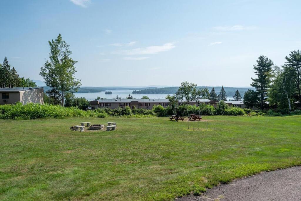 Cute Cedar Lodge Studio With Balcony & Lake Views! Laconia Eksteriør bilde